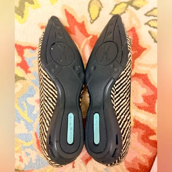 COLE HAAN X NIKE Limited Edition Calf Hair Pointed Toe Ballet Flats - Size 6 1/2 - Picture 16 of 16